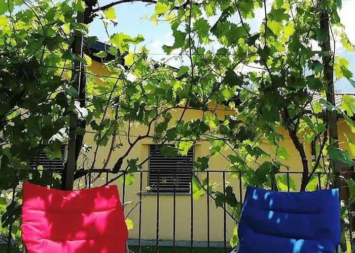 La Casetta Di Biancaneve Valtellina E Di 펜션 두비노