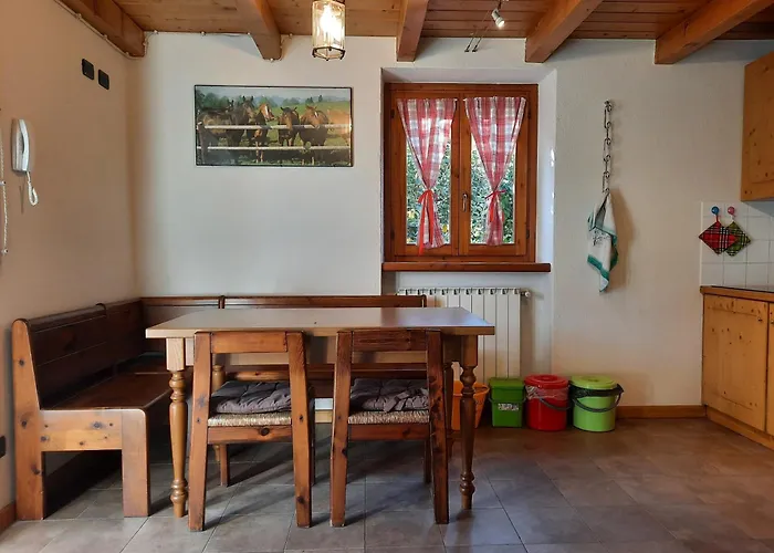 펜션 La Casetta Di Biancaneve Valtellina E Di