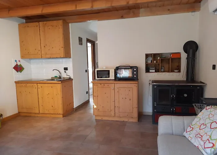 펜션 La Casetta Di Biancaneve Valtellina E Di *
